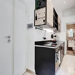 Apartament Classy 2-bdr In Termini District