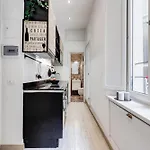 Apartament Classy 2-bdr In Termini District