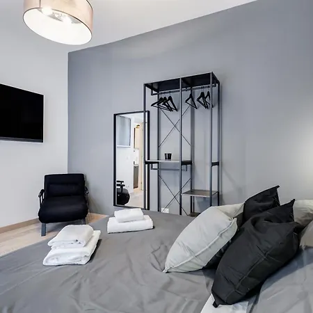 Classy 2-bdr In Termini District Lejlighed Rom